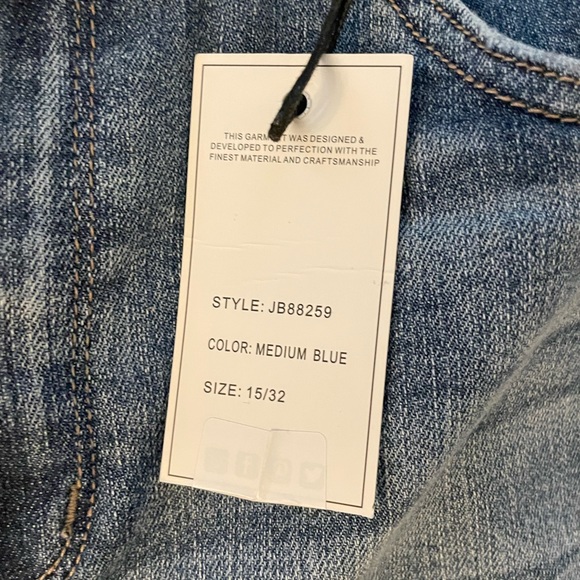 NWT! Judy Blue High Waist Relaxed Fit Skinny Jean. Size 15/32. - Picture 5 of 14